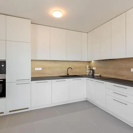 Apartament Panoramic View Close To Hockey Stadium *