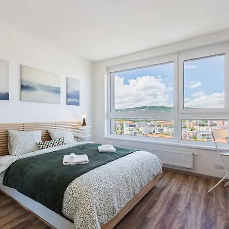 Apartament Panoramic View Close To Hockey Stadium *