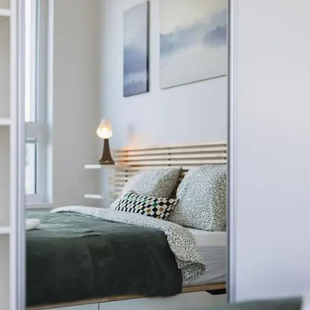 Appartement Panoramic View Close To Hockey Stadium Bratislava